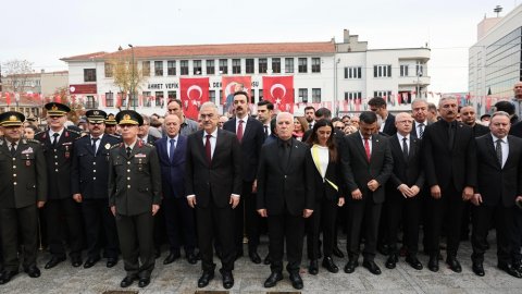 Bursa'da 10 Kasım mesajından kareler