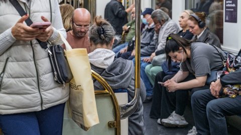 İzmir Büyükşehir Belediyesi İzmir Metrosu’nda kesintisiz iletişim dönemini başlattı