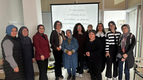 İzmit Belediyesi Engelsiz Ebeveyn Akademisi tüm hızıyla devam ediyor