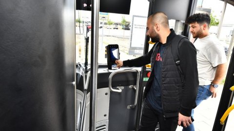 İzmir Büyükşehir Belediyesi'nden toplu ulaşımda Genç İzmirim Kart dönemi