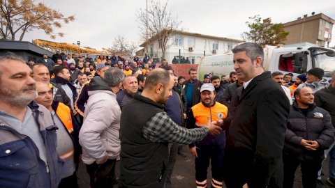 Kartal Belediyesi'nde yeni yıl kutlamasından kareler