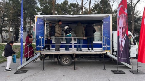 Bursa Büyükşehir Belediyesi'nden öğrencilere sıcak çorba