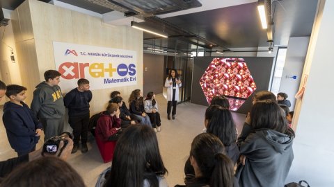 Mersin Büyükşehir'in 'Aratos Matematik Evi' 6 bin öğrenciyi ağırladı