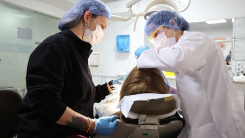 Antalya Büyükşehir Belediyesi'nden 2025 yılında 7 bin 100 vatandaşa ücretsiz sağlık hizmeti