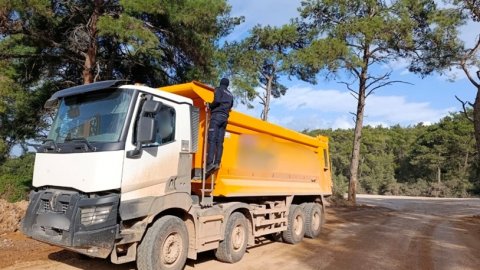 Bodrum Belediyesi'nden inşaat atığı dökenleri 418 bin TL ceza