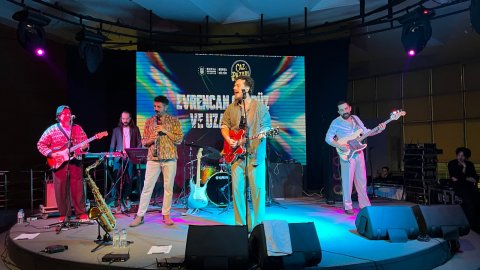 Bursa’da Evrencan Gündüz ile ‘Caz Pazarı’