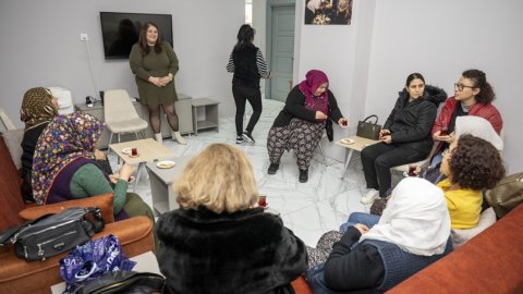 Mersin Büyükşehir Belediyesi'nin Erdemli Hanımevi'ne kadınlardan yoğun ilgi