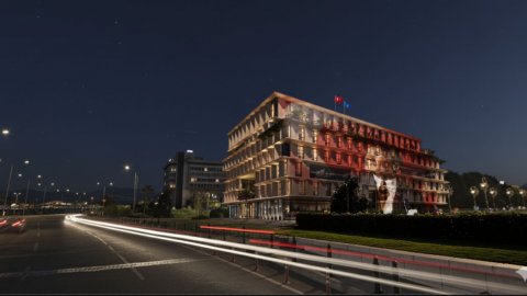 İzmir Büyükşehir Belediyesi'nin yeni ana hizmet binası böyle olacak