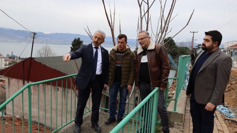 İzmit Belediyesi yöneticilerinden mahallelerde yakın takip