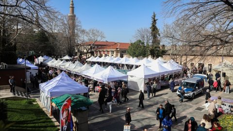 Bursa Büyükşehir Belediyesi’nden kadınlar için dayanışma pazarı