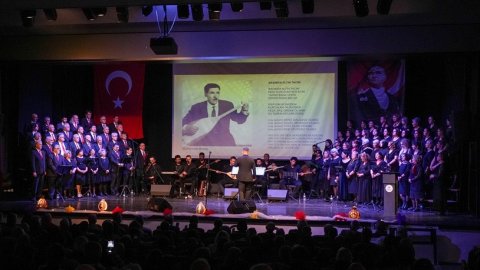 Gaziemir Belediyesi Türk Halk Müziği Korosu’ndan unutulmaz konser