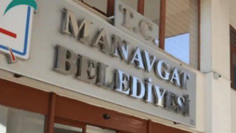 Manavgat Belediyesi'ne operasyon: 36 gözaltı