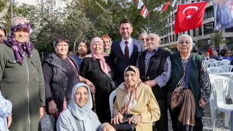 Bayraklı’da Yaşlılar Haftası sosyal ve sağlık programlarıyla geçiyor