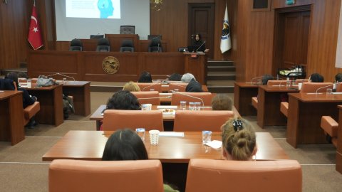 Kartal Belediyesi’nden kadın istihdamında engelleri aşan eğitim