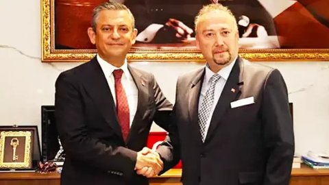 CHP'de Özkan Yalım partisinden ihraç edildi