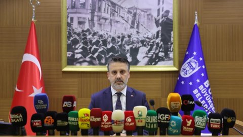 CHP'den AKP'ye geen Bursa Büyükşehir Belediyesi'nden su faturalarında indirim