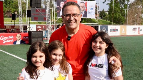Derince Belediyesi'nin 19 Mayıs'ta Gençlik Şöleni'nden kareler