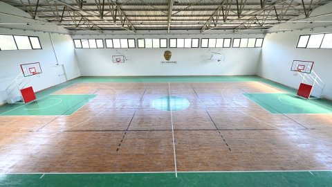Mersin Büyükşehir Belediyesi'nden Tarsus'a modern spor tesisi