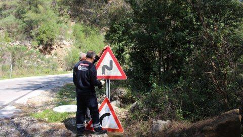 Antalya Büyükşehir’den Kemer yayla yollarında kapsamlı çalışma