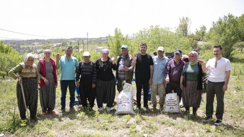Mersin Büyükşehir Belediyesi atalık tohumları gelecek nesillere aktarıyor