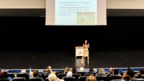 Muratpaşa Belediyesi'nin sağlıklı yaşam seminerleri sürüyor