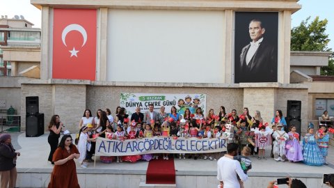 Menderes Belediyesi'nden öğrenciler ile birlikte geri dönüşüm farkındalığı