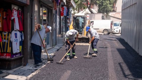 Seyhan Belediyesi yol yenileme çalışmalarına hız verdi
