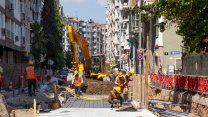 İzmir’de 3 milyar liralık alt yapı dönüşümü sürüyor