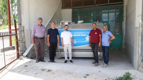 Antalya Büyükşehir Belediyesi'nden üreticilere ekipman destekleri sürüyor