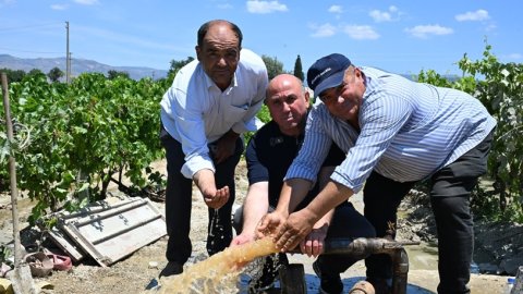 Manisa Büyükşehir Belediyesi'nden Sarıgöl çiftçisine can suyu