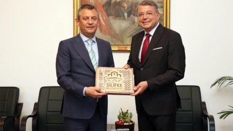 Silifke Belediyesi'ne de operasyon! Mustafa Turgut dahil çok sayıda gözaltı var