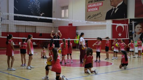 Bayraklı Belediyesi’nin yaz spor okulları için kayıtlar başladı