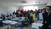 Kartal Belediyesi’nden YKS öğrencilerine moral ziyareti