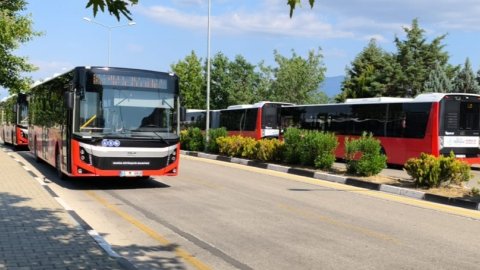 Manisa Büyükşehir Belediyesi YKS günü 31 bin öğrenciye ücretsiz ulaşım desteği sağladı