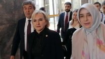 CHP’den istifa eden Nimet Özdemir AKP grup toplantısında