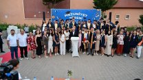 Mesut Kocagöz gençlerin mezuniyet sevincine ortak oldu