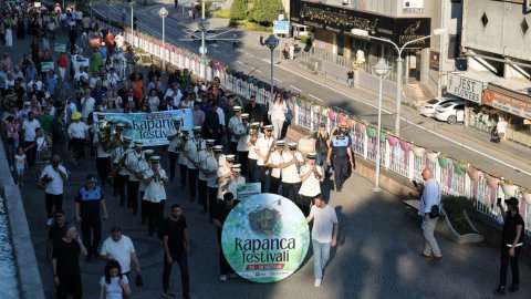 İzmit Belediyesi'nin 3. Kapanca Festivali'nin açılışından kareler