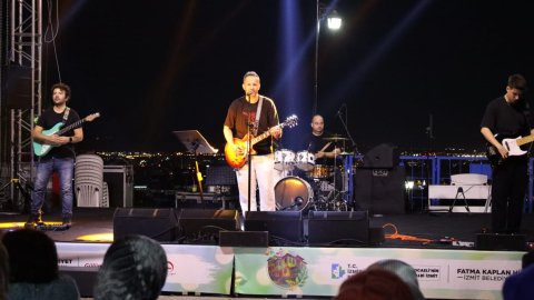 3. Kapanca Sokak Festivali’nde ilk gün müzik dolu anlara sahne oldu