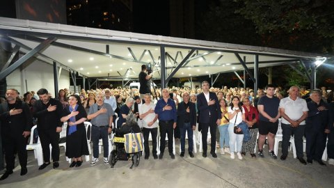 Kartal Belediyesi ve Kartal Cemevi Vakfı'ndan Yas-ı Muharrem anması