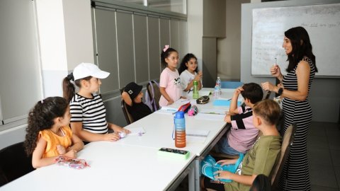 Karşıyaka Belediyesi'nin yaz kurslarını başlatıyor