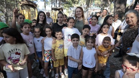 Nilüfer Çınarlı Mutlu Macera Parkı’nda çocuklarla bir araya geldi