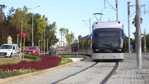 Antalya'da 15 Temmuz'da ulaşım ücretsiz olacak mı? Antalya Büyükşehir'den açıklama 