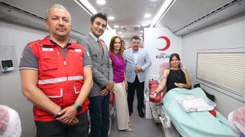 Karşıyaka Belediyesi ve Kızılay'dan kan bağışı kampanyası
