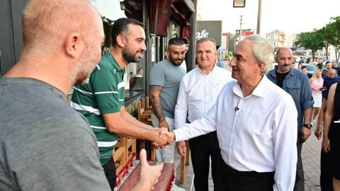 Mesut Kocagöz esnafa Temizlik Kirletmemektir kampanyasını anlattı