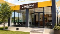 İzmit Belediyesi Alikahya’da Gülümse Kafe'yi hizmete açıyor