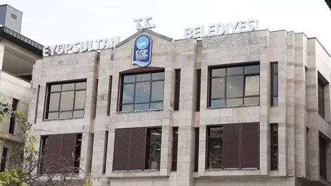 Eyüpsultan Belediye Başkan Yardımcısı dahil 3 kişi gözaltına alındı