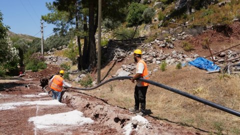 MUSKİ'den Marmaris ilçesi Osmaniye Mahallesi’nde içme suyu hattı çalışması