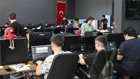 Ankara Büyükşehir Belediyesi Ankara Game Jam etkinliğine ev sahipliği yaptı