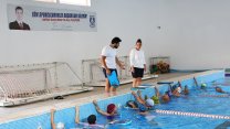 Bodrum Belediyesi'nin ücretsiz yüzme kursları devam ediyor