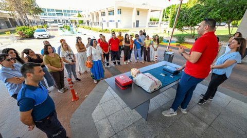 Mersin Büyükşehir Belediyesi'nden personeline hayat kurtaran eğitim